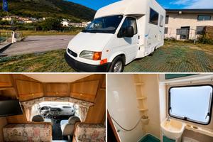 Ford Transit 2.5 D (Compatto 5,57m)