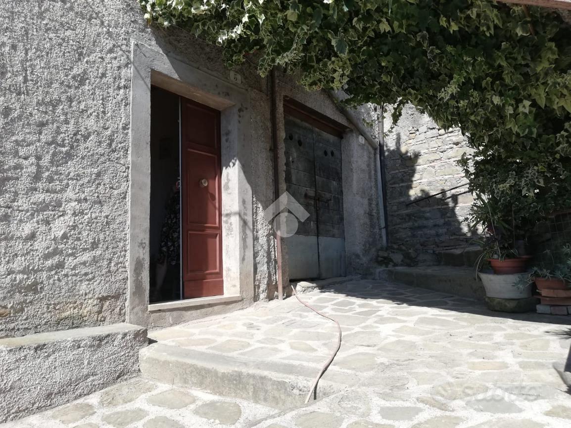 3 LOCALI A SAN VITO ROMANO - Altro