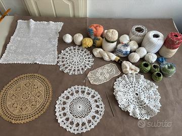 Set filati cotone, uncinetto e lavori eseguiti