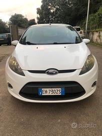 Ford Fiesta Ikon 1.2 8 CV 5 porte