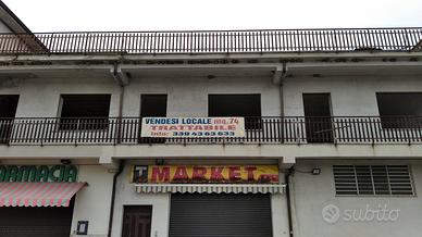 Locale commerciale alla Scaffa
