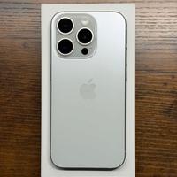 Iphone 15 pro bianco + cover