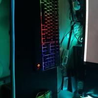 Tappetino Mouse RGB con Ricarica Wireless