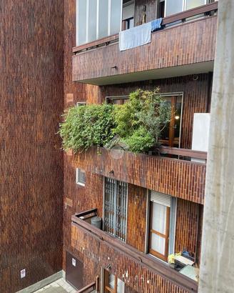 MONOLOCALE A MILANO