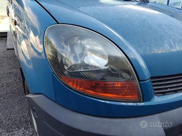 Proiettore destro RENAULT KANGOO del 2003