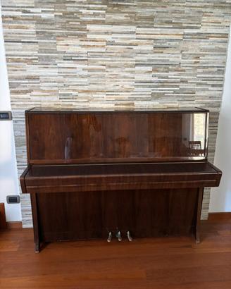Pianoforte Petrof Verticale