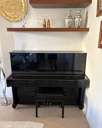 PIANOFORTE VERTICALE YAHAMA