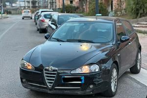 Alfa Romeo 147 1.9 JTD M-JET 16V 5 porte Exclusive