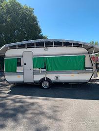Roulotte 6 m caravan con tetto