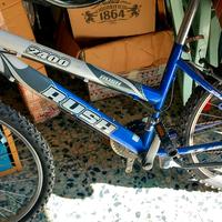 Bicicletta Rush 2400