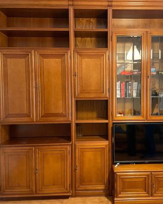 Mobile da soggiorno anni ’70 in legno con vetrina