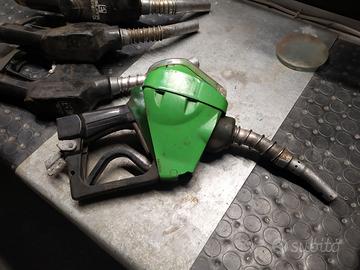 4 pistole per distributore di benzina