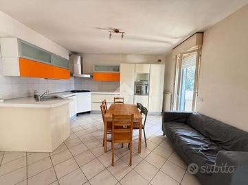 3 LOCALI A DESENZANO DEL GARDA