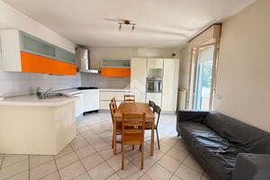 3 LOCALI A DESENZANO DEL GARDA