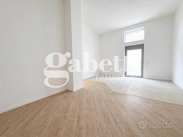 Negozio Grumo Nevano [FLF57ACG]