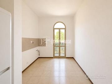 Trilocale in Via Franco Bolognese