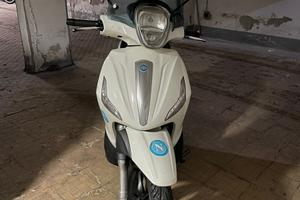 Beverly 350 sport touring