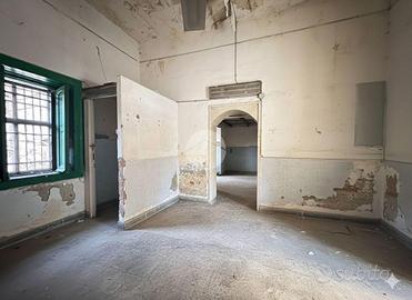 MONOLOCALE A CASAVATORE