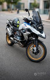 Bmw gs 1250 cerchi oro anno 19