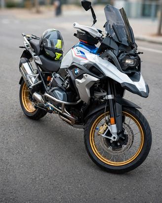 Bmw gs 1250 cerchi oro anno 19