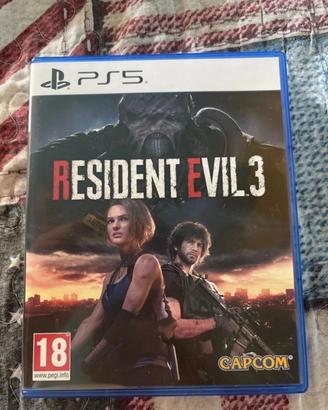 Reisdent evil 3 ps5 come nuovo
