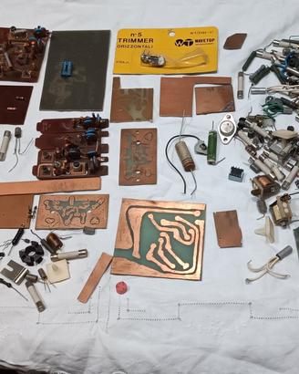 MATERIALE ELETTRONICO 