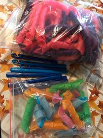 Bigodini a spirale grandi e piccoli