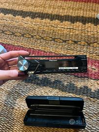 Frontalino Autoradio con custodia