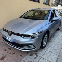 VOLKSWAGEN Golf 1.0 eTSI EVO DSG Life