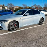 Alfa Romeo Giulia 2.2 t Sprint 190cv auto