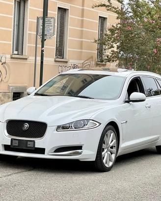 Jaguar XF Sportbrake 3.0 D V6 24V Bi-turbo 275cv a
