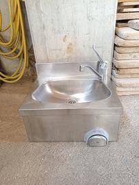 Lavandino in acciaio Inox