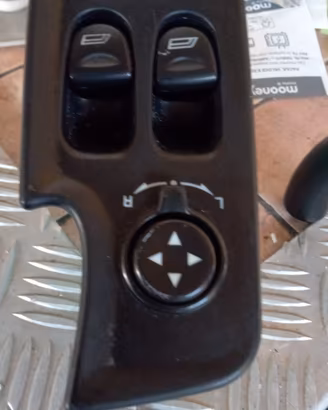  ALFA ROMEO 147 .       PULSANTIERA ALZACRISTALLI 