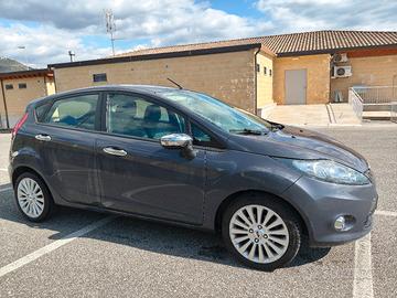 Ford Fiesta 1.4 TDCi motore Nuovo