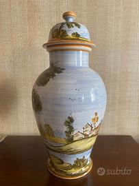 Vaso Grande in Maiolica di Castelli con Coperchio