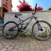 Mountain bike Specialized