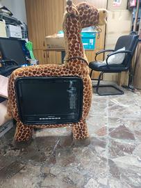 TV 24 pollici a giraffa