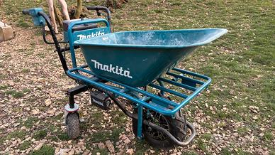 Motocarriola elettrica Makita modello DCU180