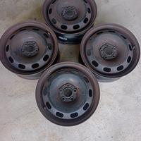 cerchi in acciaio da 15 per VW golf  audi o Skoda 