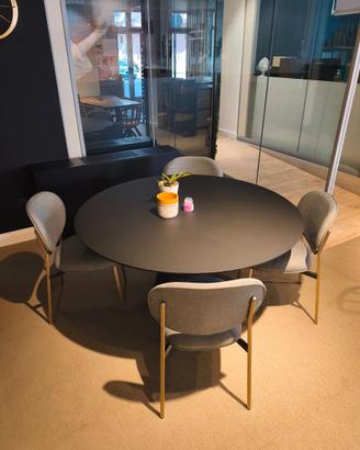 TAVOLO DI DESIGN IN FENIX®