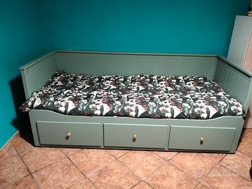 Divano letto matrimoniale Ikea 