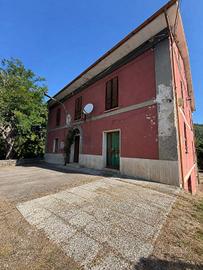 Casa indipendente di 21830 m² con più di 5 locali 