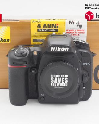 Nikon D7500