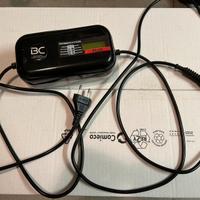 Mantenitore/caricabatteria moto-auto