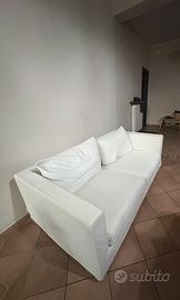 Divano due -tre posti comodi piuma d’oca