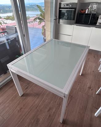 Tavolo allungabile in vetro