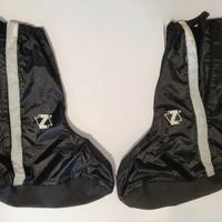 Coprscarpe antipioggia per moto marca Zonzo