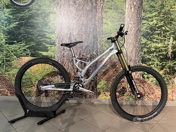 Ancillotti Dhy 27,5 tenuta a gioiellino