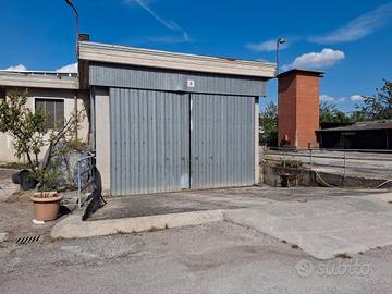 Magazzino/deposito merci o automezzi