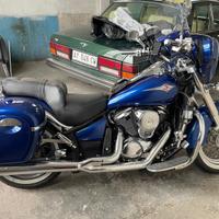 Moto Kawasaki Heavy VN900 Classic